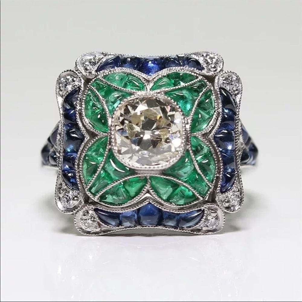 2CT Blue Crystal & 1.30CT Green Rhinestone Ring - Picture 3 of 5